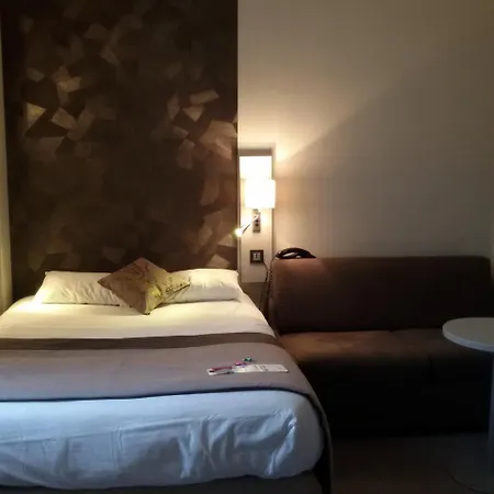 Hotel Elisabeth Gare Sncf 2*